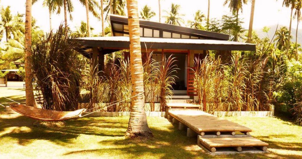 Somewhere Else Boutique Resort Mambajao Bilik gambar