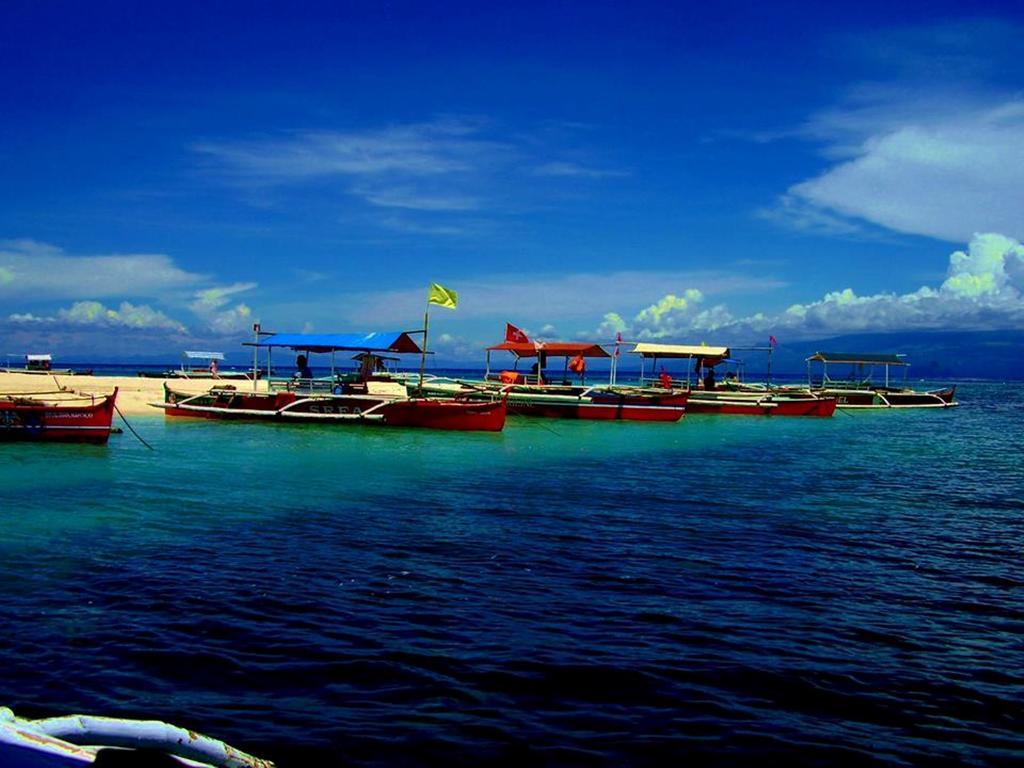 Somewhere Else Boutique Resort Mambajao Luaran gambar