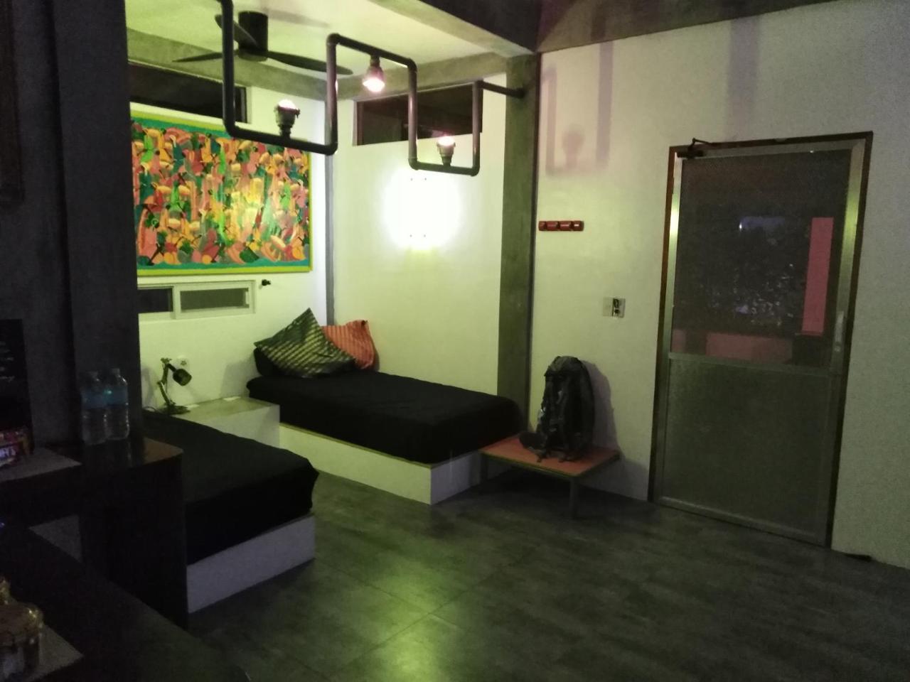 Somewhere Else Boutique Resort Mambajao Luaran gambar